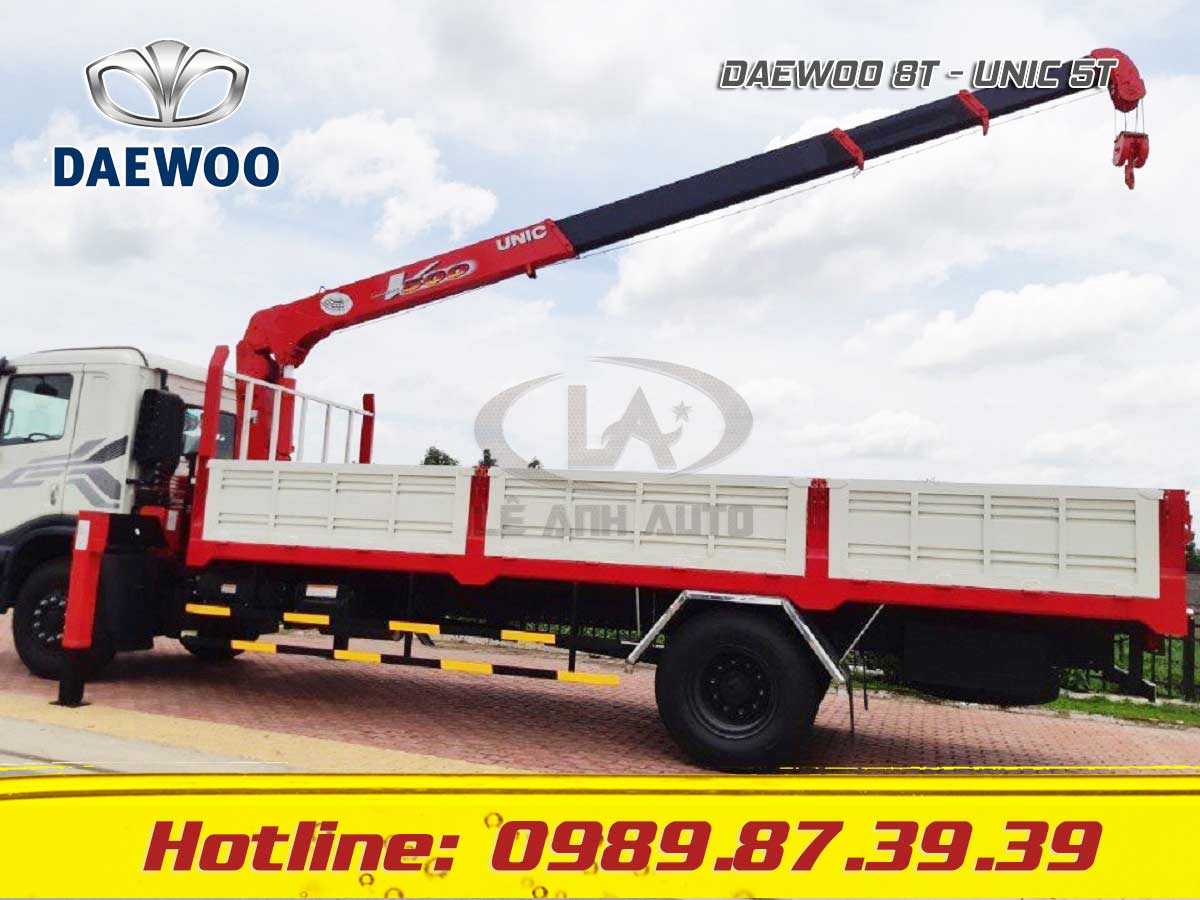Xe tải Daewoo 9T HC6AA gắn cẩu Unic 5 tấn